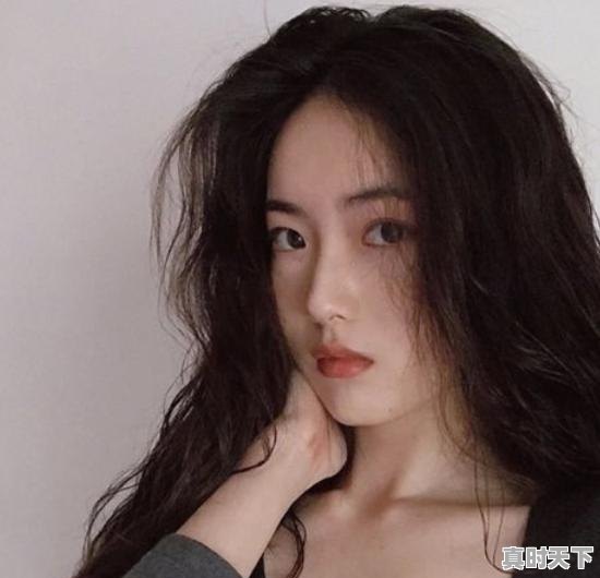 1、有什么女生霸气冷漠的游戏名字,有哪些热门游戏名称好听点女生霸气 - 真时天下