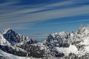 布加冰川穹雄沟景区关闭了吗，索县天气