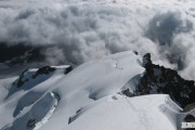 阿尔卑斯雪世界人多吗,阿尔卑斯山天气