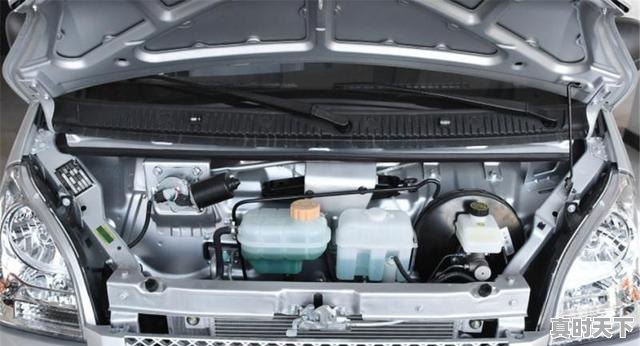 2、五万以内什么面包车适合跑长途，2018型日产帅客二手车 - 真时天下