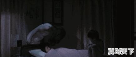 2、世界恐怖电影前十名是什么，最新电影排行榜惊悚科幻片有哪些 - 真时天下