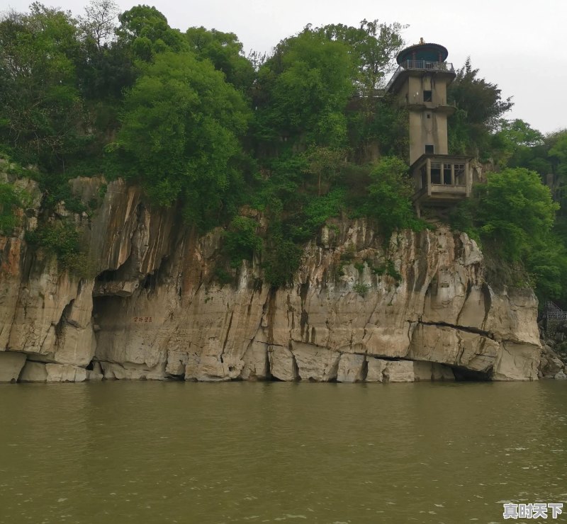 为什么离退休老人喜欢自驾车去全国各地旅游，他们不觉得辛苦吗 - 真时天下