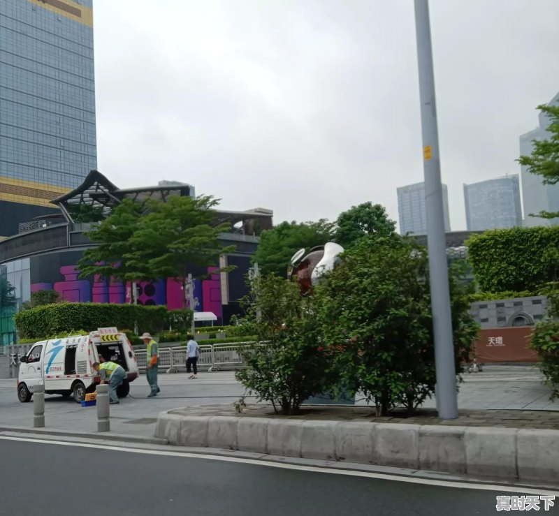 广州终端区受雷雨天气影响，白云机场发布延误橙色预警：行能力下降50%左右，30余架次航班取消, 你怎么看 - 真时天下